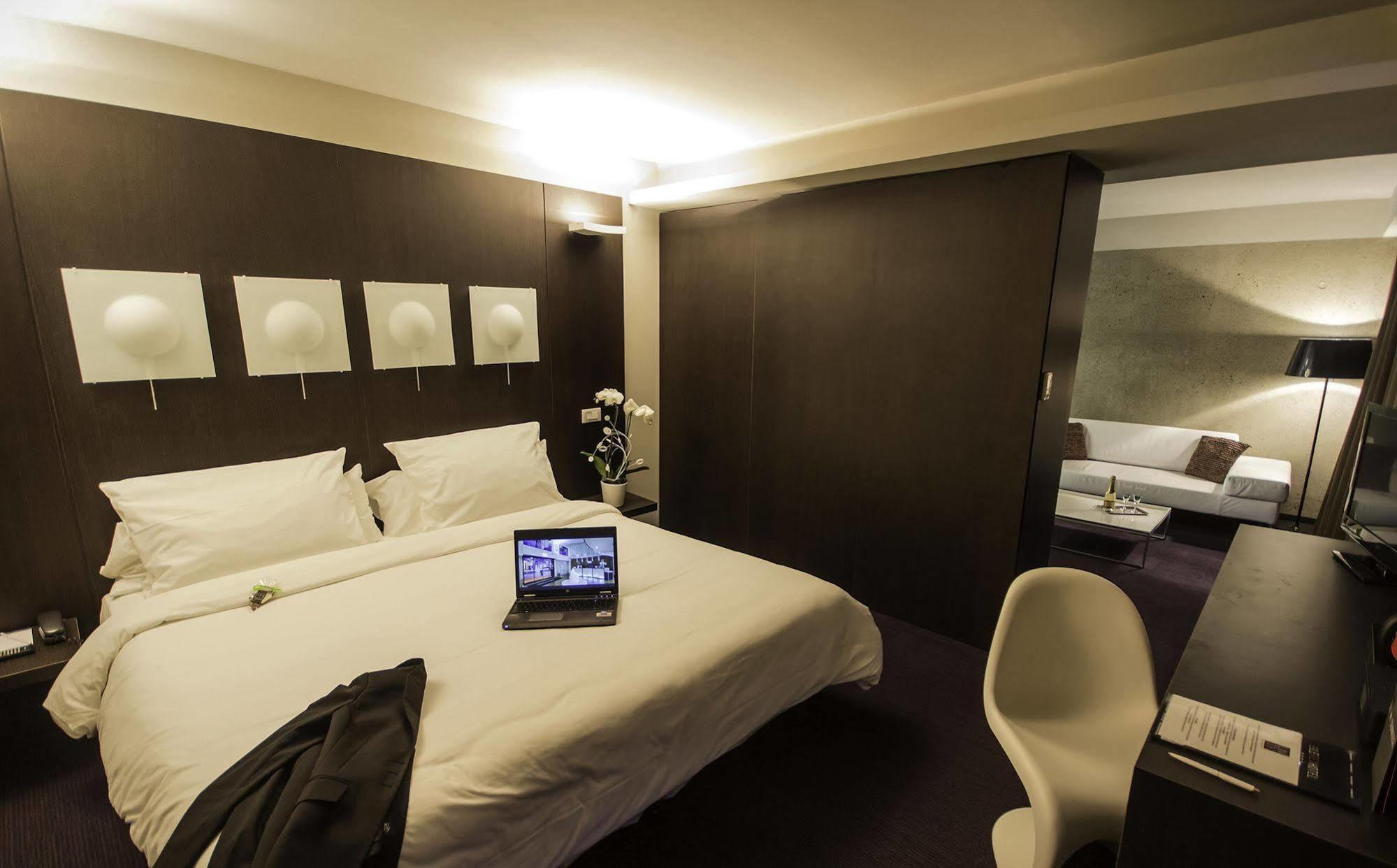 Hotel Le Rex Tarbes